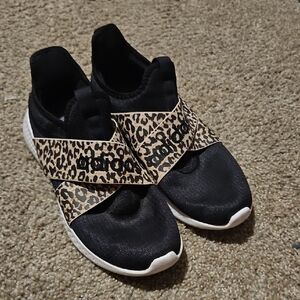 Womens Adidas Size 8